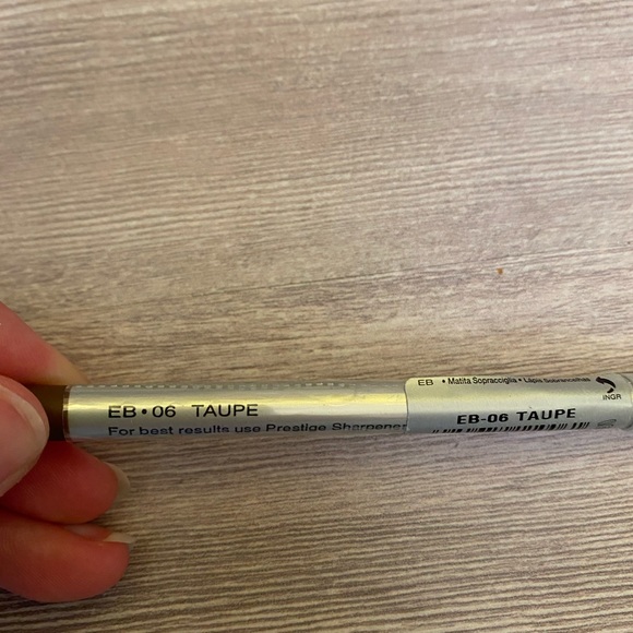 NWT prestige taupe brow liner - Picture 2 of 3